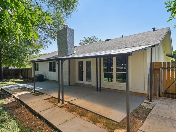 6214 Blarwood DR, Austin TX 78745
