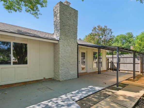 6214 Blarwood DR, Austin TX 78745