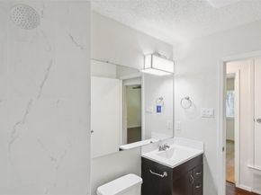 6214 Blarwood DR, Austin TX 78745