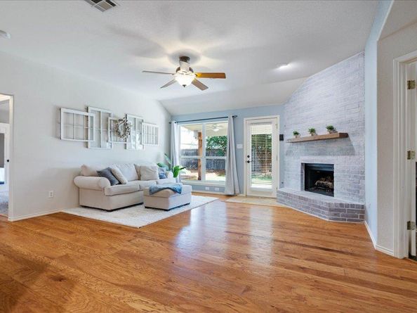 1509 Foster DR, Cedar Park TX 78613