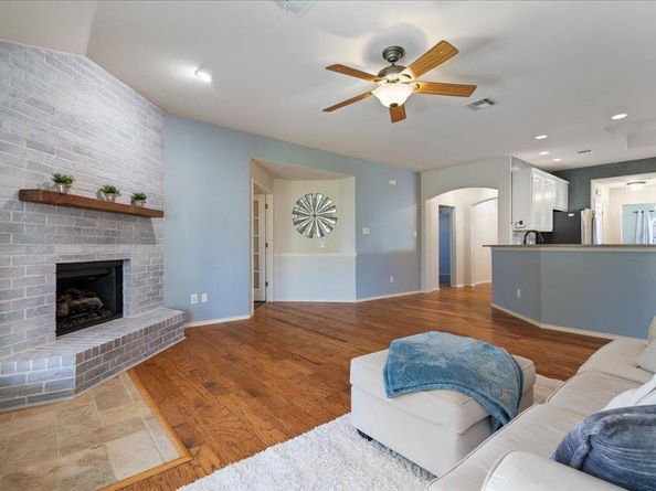 1509 Foster DR, Cedar Park TX 78613