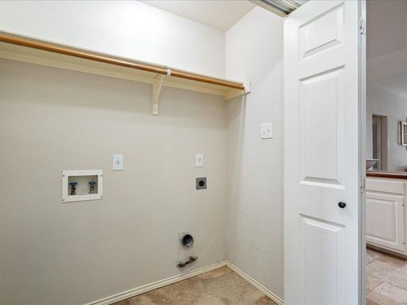 1509 Foster DR, Cedar Park TX 78613