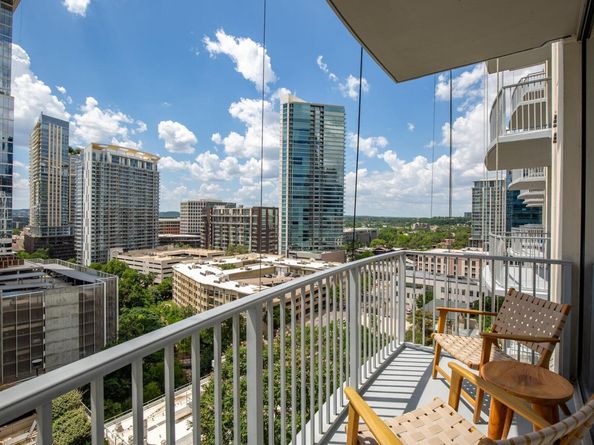 360 Nueces ST 1306, Austin TX 78701