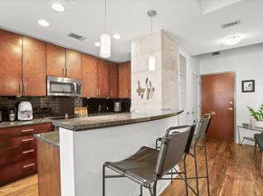 360 Nueces ST 1306, Austin TX 78701