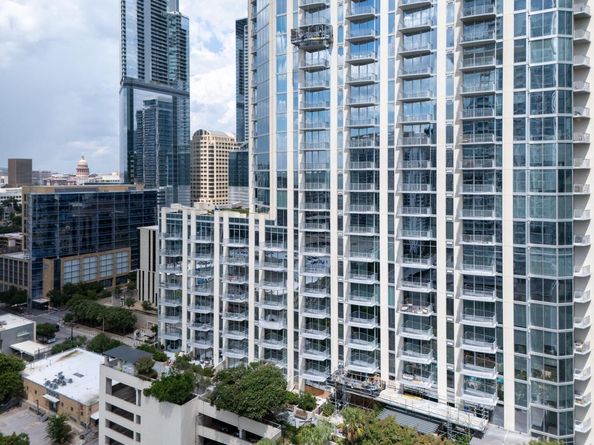 360 Nueces ST 1306, Austin TX 78701