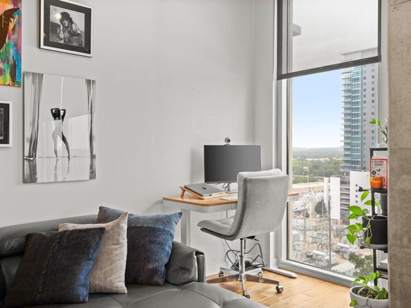 360 Nueces ST 1306, Austin TX 78701