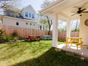 807 E 16th ST A & B, Austin TX 78702