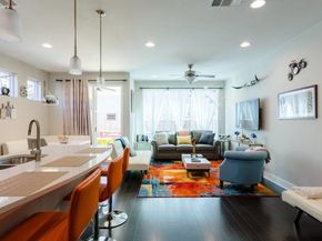 807 E 16th ST A & B, Austin TX 78702