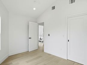 300 Lightsey RD 2, Austin TX 78704