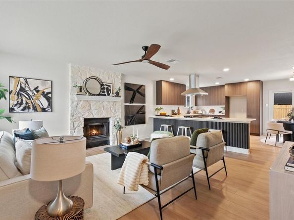 2809 Wilcrest DR, Austin TX 78748