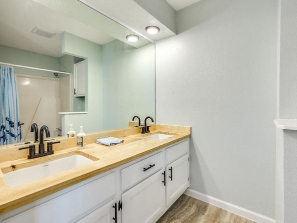 4307 1st ST S 101, Austin TX 78745