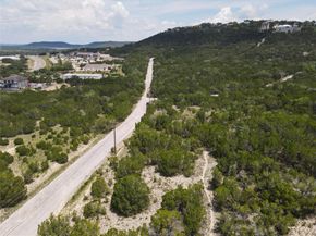 8007 Arapaho TRL, Lago Vista TX 78645