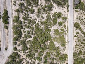 8007 Arapaho TRL, Lago Vista TX 78645