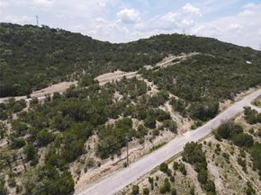 8007 Arapaho TRL, Lago Vista TX 78645