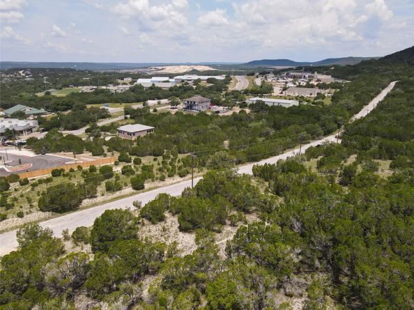 8007 Arapaho TRL, Lago Vista TX 78645