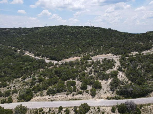 8007 Arapaho TRL, Lago Vista TX 78645