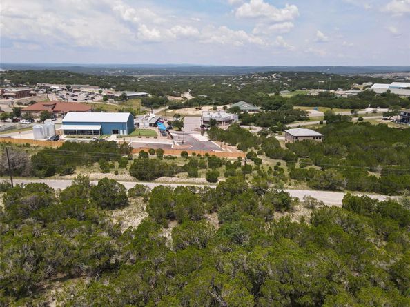 8007 Arapaho TRL, Lago Vista TX 78645