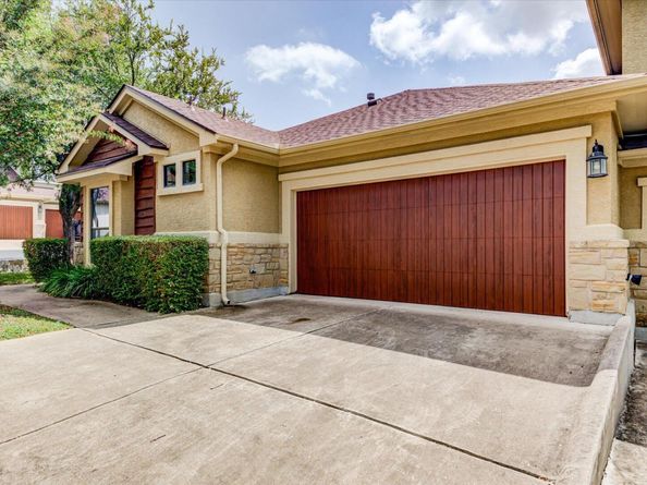 6705 Covered Bridge DR 10, Austin TX 78736