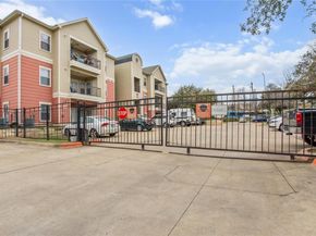 1901 Crossing PL 3101, Austin TX 78741