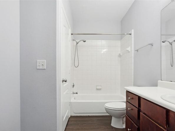 1901 Crossing PL 3101, Austin TX 78741