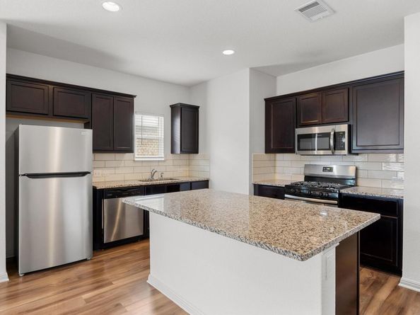 356 Shiner LN, Georgetown TX 78626