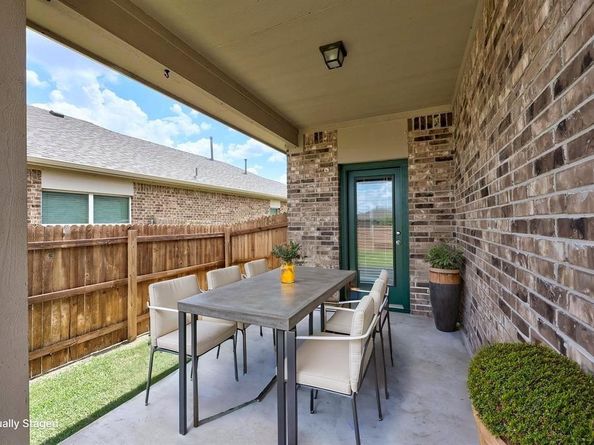 356 Shiner LN, Georgetown TX 78626