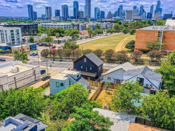 708 Chicon ST 2, Austin TX 78702