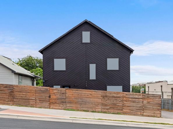 708 Chicon ST 2, Austin TX 78702