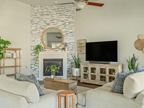 2021 Bear Creek DR, Leander TX 78641