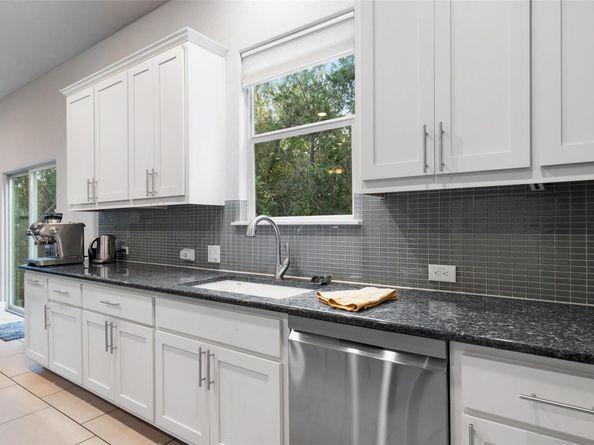 12214 Cottage Promenade CT, Austin TX 78753