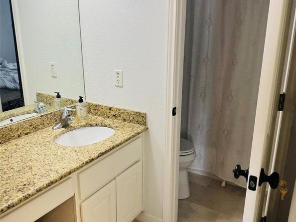 1500 East Side DR 219 A, Austin TX 78704