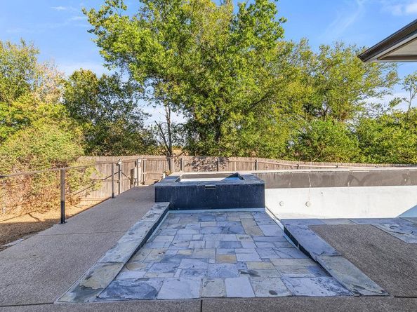 305 Plumbago DR, Pflugerville TX 78660