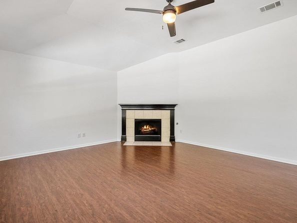 305 Plumbago DR, Pflugerville TX 78660