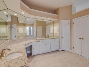 7615 Yaupon DR, Austin TX 78759