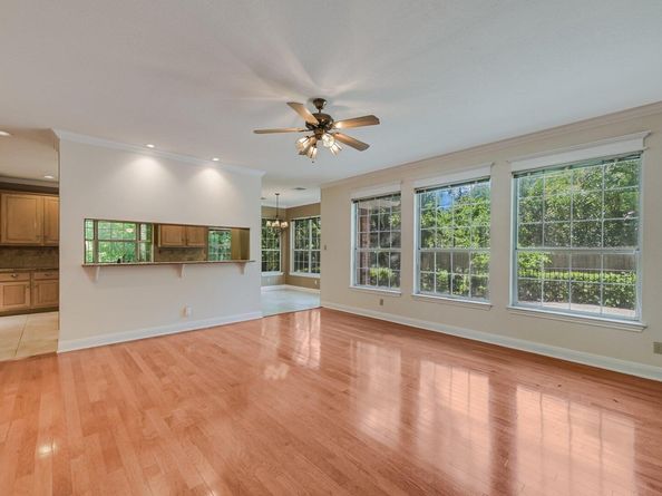 7615 Yaupon DR, Austin TX 78759