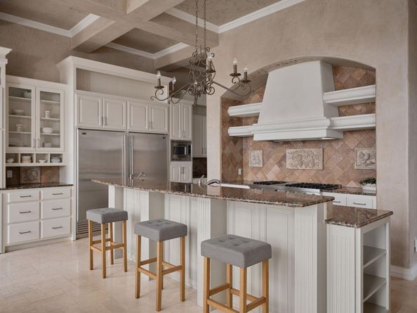 6505 W Courtyard DR, Austin TX 78730