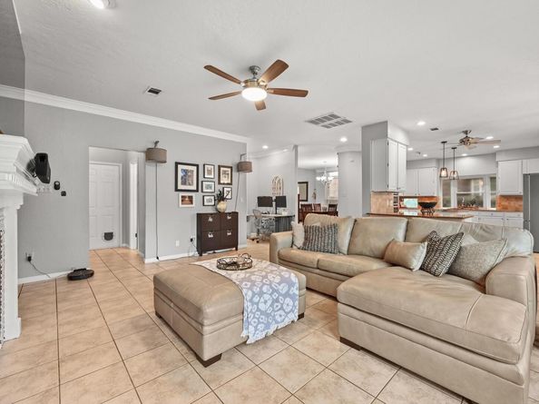 1212 Cardinal LN, Round Rock TX 78681