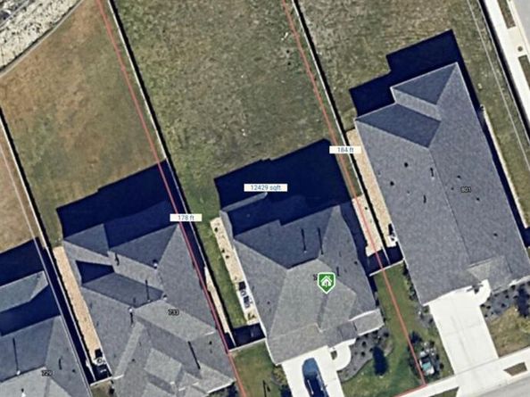 737 Leeward PASS, Leander TX 78641
