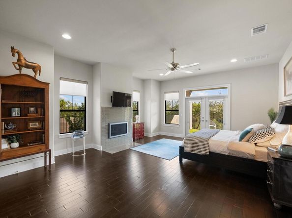 8200 Southwest PKWY 604, Austin TX 78735