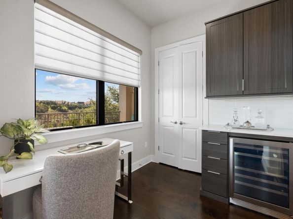 8200 Southwest PKWY 604, Austin TX 78735