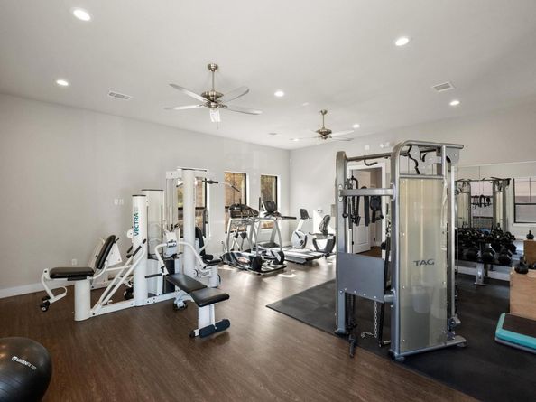 8200 Southwest PKWY 604, Austin TX 78735