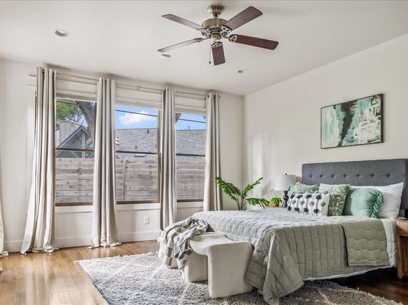 2606 W 49th ST, Austin TX 78731