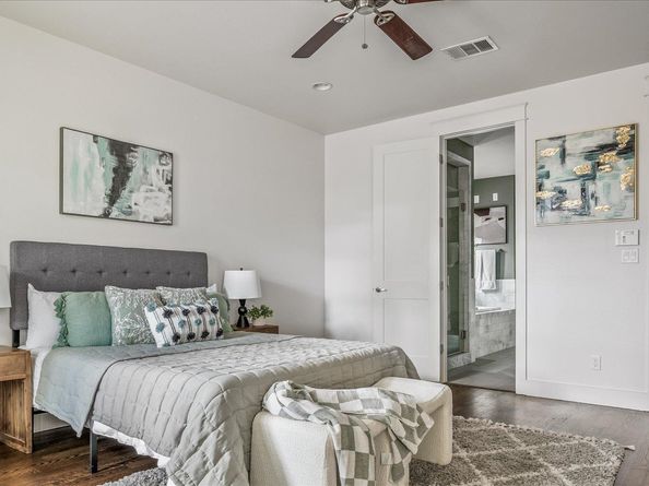 2606 W 49th ST, Austin TX 78731