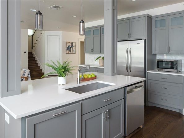 2606 W 49th ST, Austin TX 78731