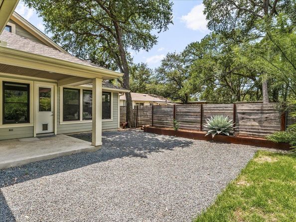 2606 W 49th ST, Austin TX 78731