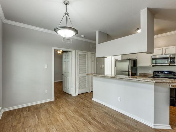 6804 N Capital Of Texas Highway 614, Austin TX 78731