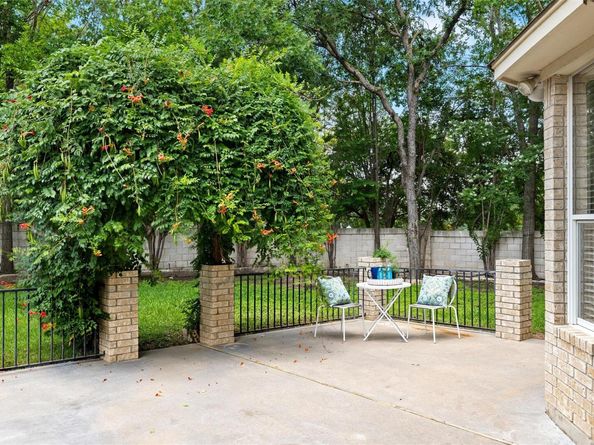 3416 Oxsheer DR, Austin TX 78732