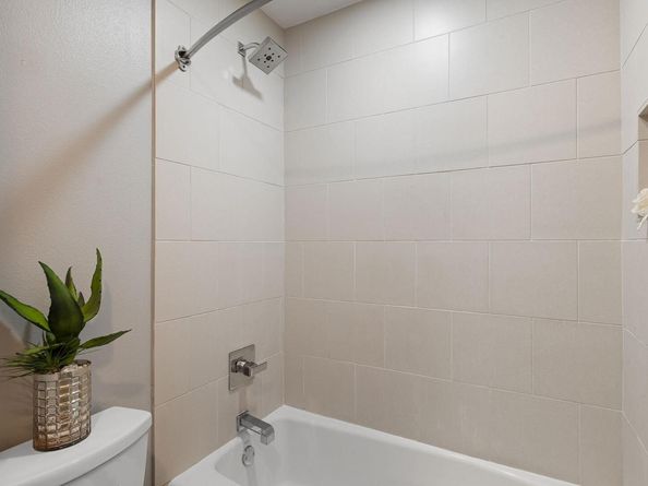 2304 Fortune DR, Austin TX 78704