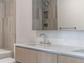 313 W 17th ST 1202, Austin TX 78701