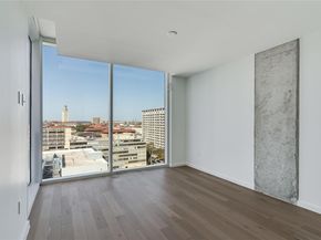 313 W 17th ST 1202, Austin TX 78701